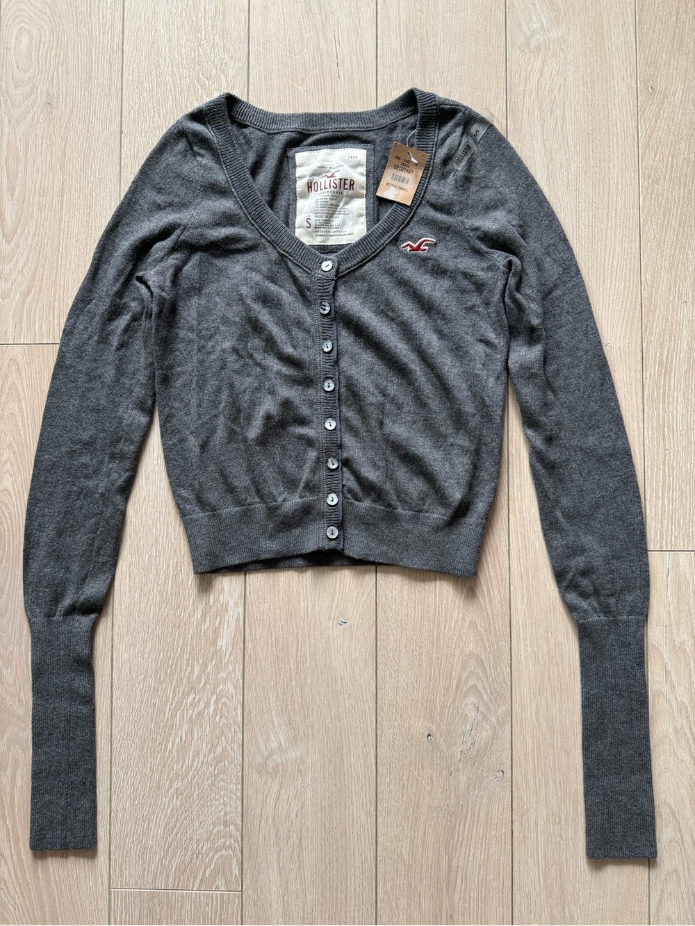 NWT Y2K Hollister Mini Crop Cardigan in Gray Women’s Size Small Twilight